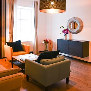 https://cozy-domicile-hofburg.vienna-besthotels.com