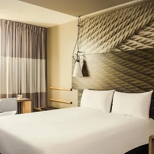 3* Otel Ibis Paris Coeur D'orly Airport