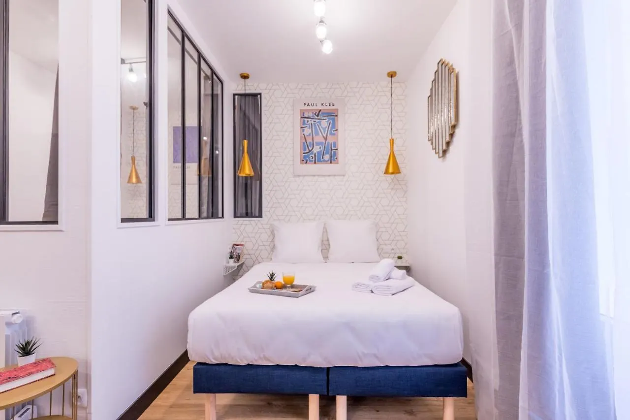 Apartments WS Champs-Elysées - Colomb Parigi
